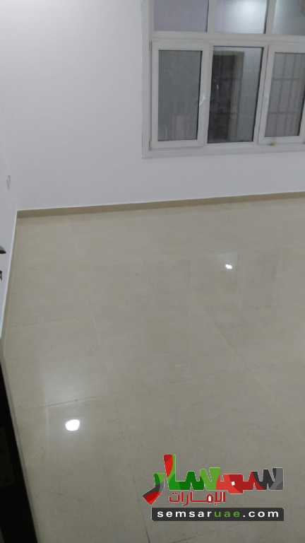By Photos 3bhk included water electricity maintenance For Rent in Al