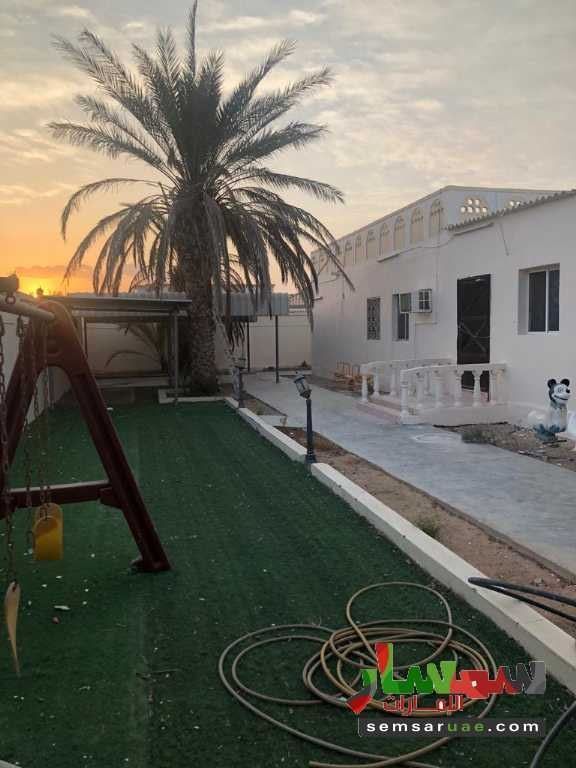 For Sale Arabic Folk House in Al Yahar Ain 10 rooms 10 000 sq feet