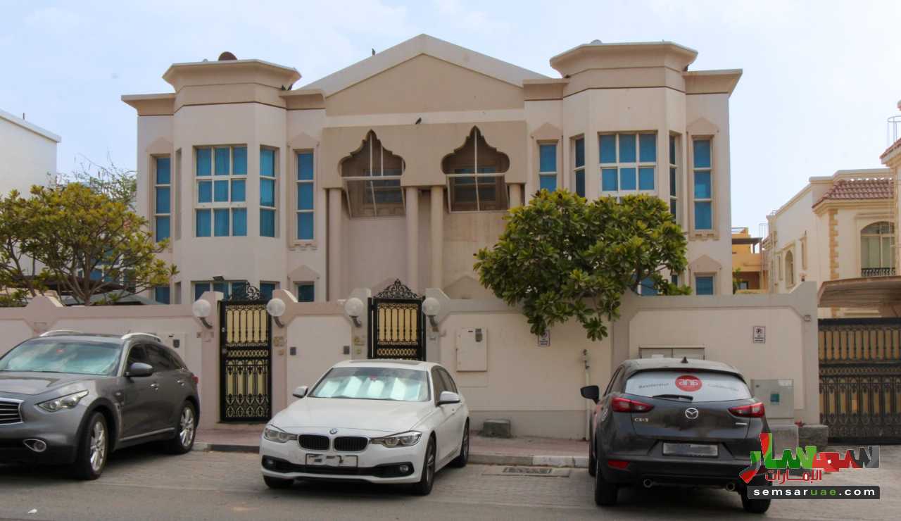 For Sale Standalone Villa in Mirdif Dubai 6 rooms 10 000 sq feet
