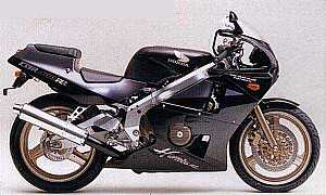    Honda CBR 400