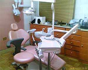 أخصائي الأسنان - تجميل و تركيبات الأسنان