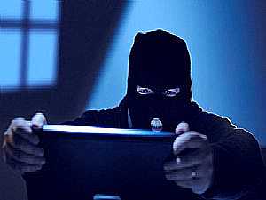 المخترقين سرقوا كلمات السر لما يقارب مليوني حساب من Facebook, Google, Twitter و Yahoo