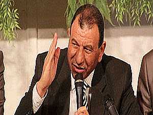 بلاغ يتهم وزير التعليم بـ"الأخونة" وإهانة معارضى مرسى