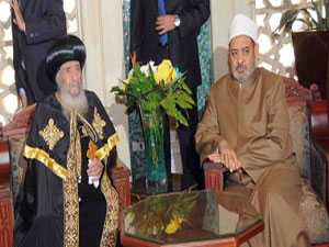 المجلس الأعلى للقوات المسلحة يلتقى شيخ الأزهر والبابا شنودة