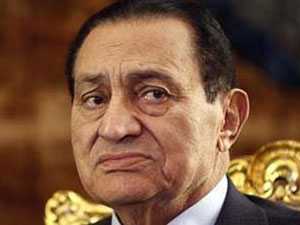 ما المغزى من وضع مبارك وعائلته قيد الإقامة الجبرية؟