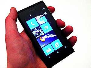 Lumia 800       