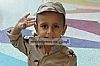 بالفيديو| الطفل المصاحب للسيسي بالقناة: "الحربية" فصّلت بدلتي العسكرية