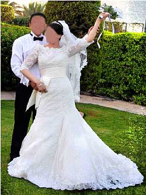 : wedding dress -   