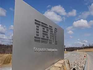IBM تستخدم كمبيوتر متقدماً لعلاج السرطان
