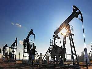 أسعار النفط ترتفع قبل اجتماع وزيري الطاقة السعودي والروسي اليوم