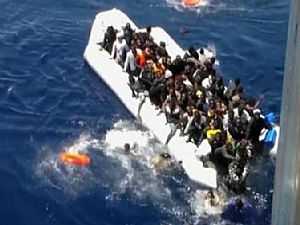 «ليبراسيون»: هل تنسف أزمة المهاجرين الاتحاد الأوروبي؟