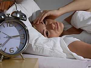 بحث: عدم الحصول على قدر كافٍ من النوم ليلًا يضر بالخلايا العصبية للمخ