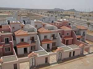 «الإسكان» تعيد طرح أرض مشروع سفارى أكتوبر على المستثمرين