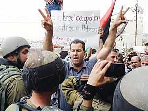 الاحتلال الإسرائيلى يستهدف الصيادين الفلسطينيين على سواحل غزة