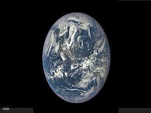 ناسا تنشر أول صورة كاملة للأرض منذ 43 عاما