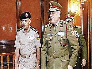 «السيسى» يكشف لـ «مرسى» خطة إسلاميين للصدام مع الجيش
