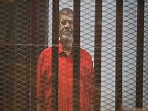 أجندة الحوادث.. الحكم على مرسي و10 آخرين في قضية "التخابر مع قطر".. محاكمة 739 متهما في ''فض اعتصام رابعة''