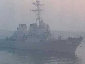 بالصور.. الأسطول البحري الأمريكي يعبر قناة السويس لمواجهة داعش في سوريا