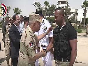 بالفيديو.. ننشر تفاصيل زيارة وزيري الدفاع والداخلية لشمال سيناء