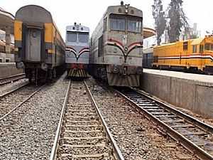 توقف حركة القطارات بخط الشرق''القاهرة _الزقازيق'' بعد انفجار عبوة بدائية