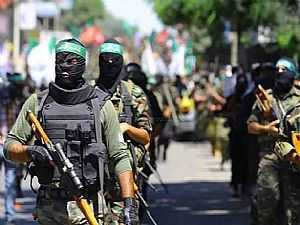 حماس تطلق مخيمات تدريب عسكرية لأكثر من 25 ألف فلسطيني في غزة