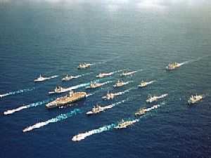 7 سفن أمريكية في باب المندب لتنفيذ تعليمات عاصفة الحزم