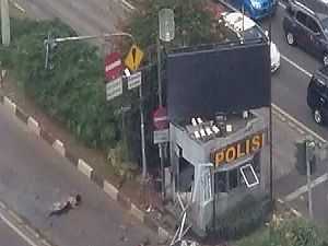 مقتل 6 في إطلاق نار وانفجارات بإندونيسيا