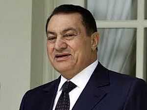 مبارك: «السيسي رئيس مصر ولو كنت حرًا لوقفت في طوابير انتخابه»