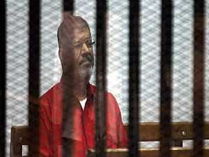 غدا الحكم على مرسى و10 آخرين فى قضية اتهامهم بالتخابر وتسريب وثائق الأمن القومى إلى قطر
