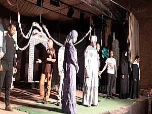 مسرحية "ياسين وبهية" في بيت ثقافة أخميم