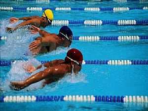 منتخب ليبيا للسباحة يخطط لبطولة العالم في روسيا