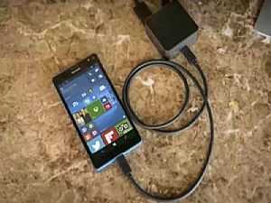 نفاد طلبات الشراء الأولى لجوال مايكروسوفت "Lumia 950 XL"