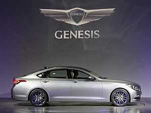 هيونداي جنيسيس الجديدة تتخطّى مبيعاتها 100 ألف سيارة