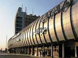 وزراء أفارقة يصلون مطار القاهرة للمشاركة قي قمة "الكوميسا"