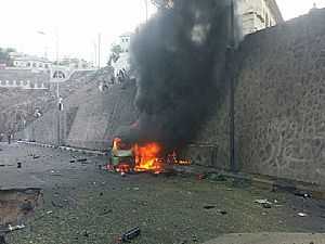انفجار ضخم يودي بحياة محافظ عدن في اليمن