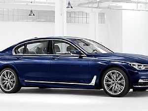 “بي إم دبليو” تكشف رسميا عن سنتنيال الجديدة المحدودة من الفئة السابعة BMW