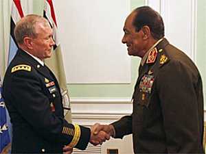 رئيس الأركان الأمريكي: سألت «طنطاوي» عن مستقبل مصر.. فرد «لا أملك إجابة الآن»