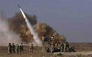 إيران تؤكد قدرتها على ضرب إسرائيل وقواعد أمريكية بالخليج