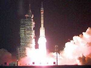 صاروخ "دنيبر" الروسي ينطلق للفضاء مع قمر صناعي