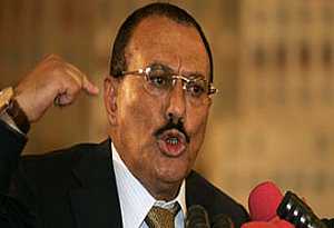 الرئيس اليمنى يعلن تنحيه عن منصبة بعد شهر