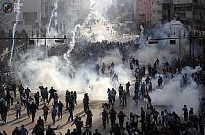 اشتباكات بين الامن المركزي المصري والمواطنين