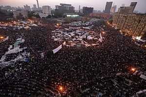 ميدان التحرير في الليل