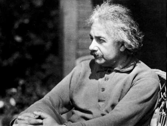 10 نصائح هامة من أينشتاين للنجاح