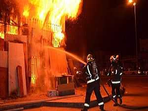 4 سيارات إطفاء للسيطرة على حريق في العاصمة الإدارية الجديدة