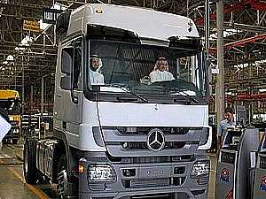 إنتاج أول شاحنة مرسيدس أكتروس بتجميع أيدي سعودية