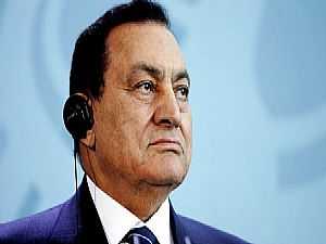 الرئيس الأسبق حسني مبارك يتخلف عن شهادته في قضية اقتحام الحدود