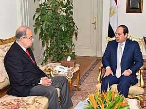 الرئيس السيسي يُكلف رئيس الوزراء برئاسة وفد مصر في القمة العربية بنواكشوط
