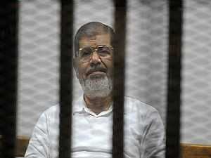 المؤبد لمحمد مرسي في «التخابر مع حماس»