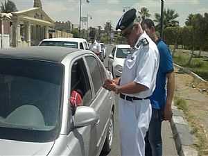 المرور: تجديد رخص السيارات المنتهية شرط أساسي لاستلام كروت البنزين