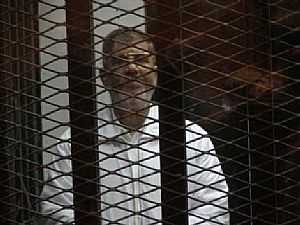 اليوم.. استماع المرافعة في محاكمة مرسي و24 آخرين بـ''إهانة القضاء''